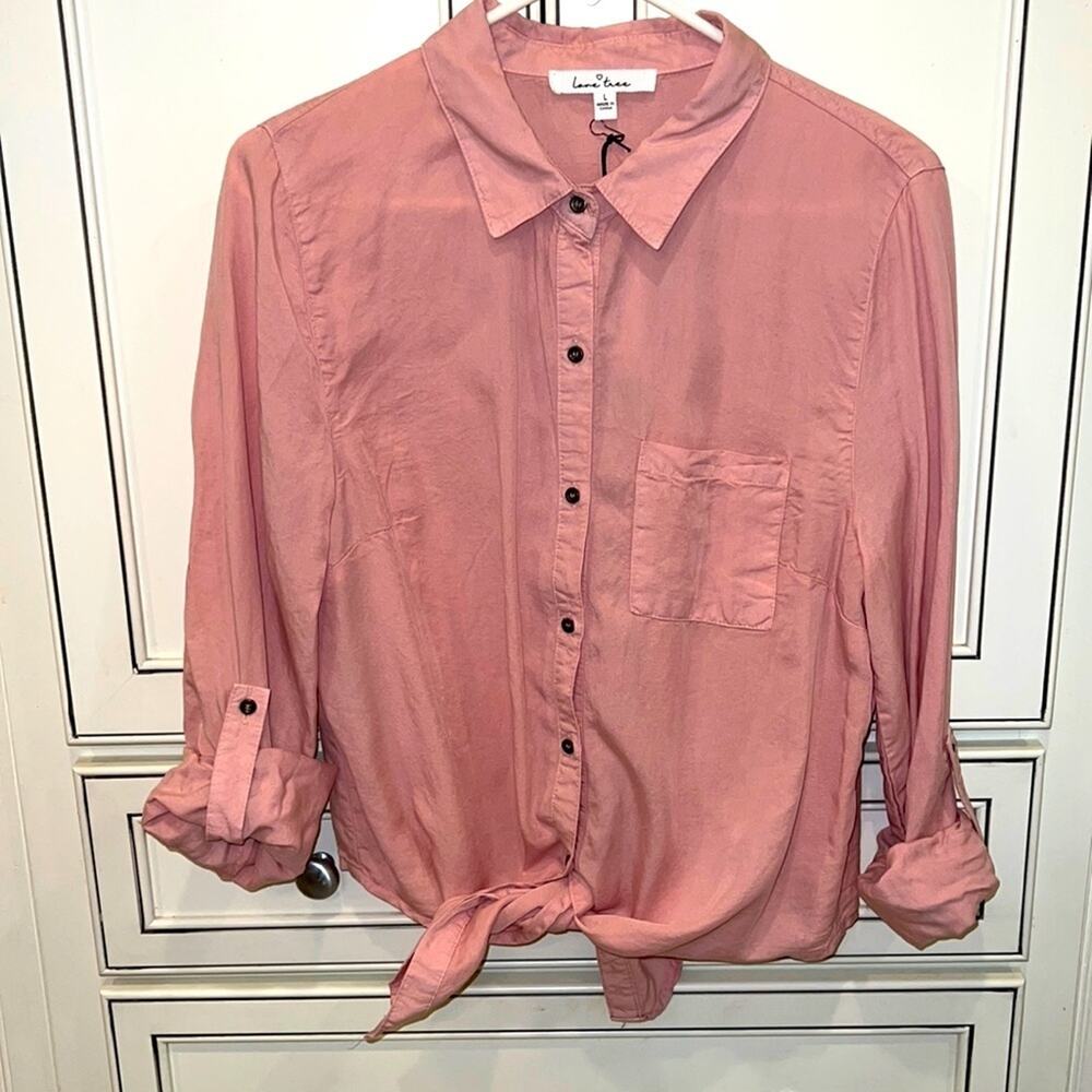 BNWT Love Tree tencel button up tie shirt
